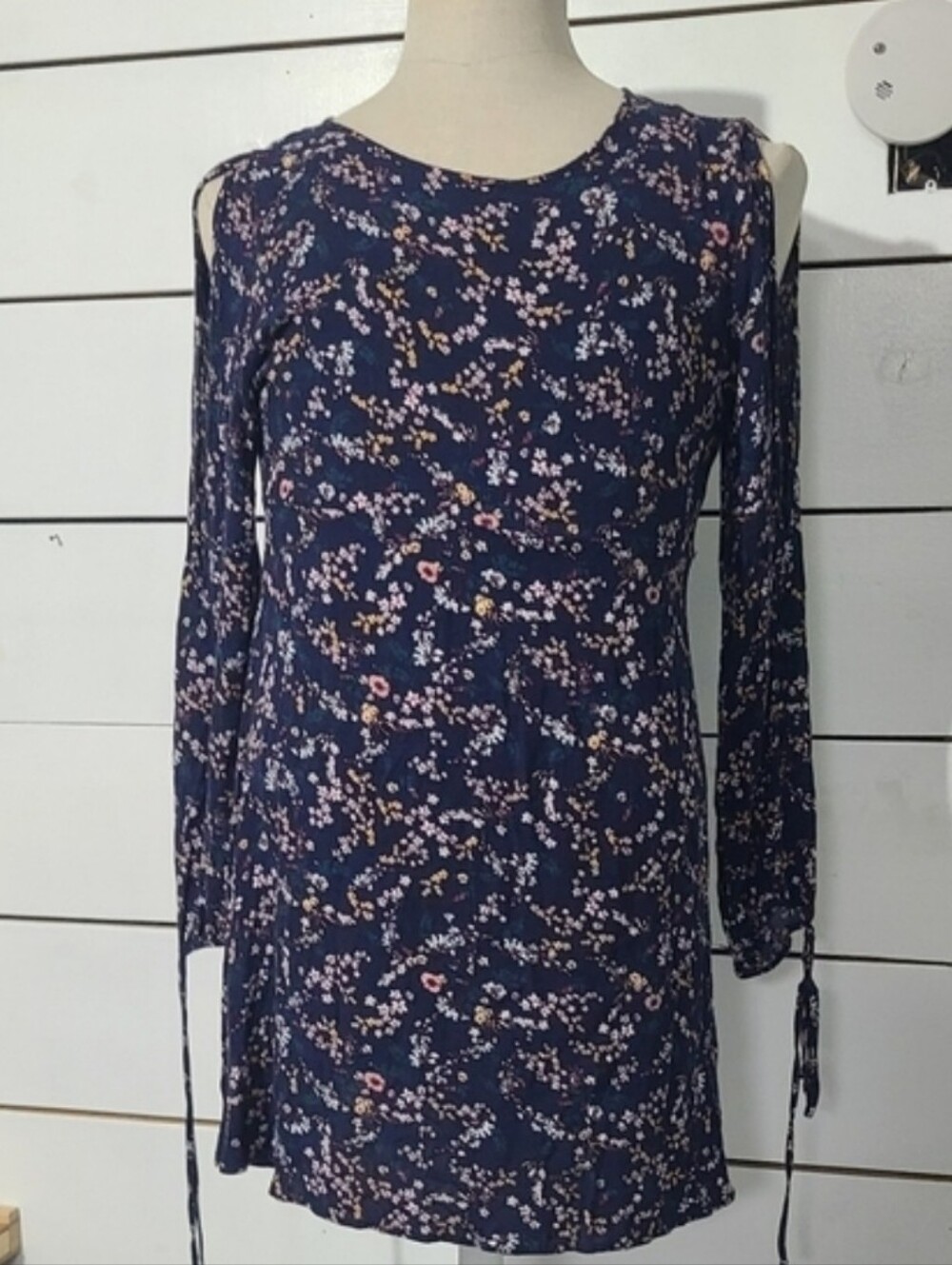 American Eagle Mini Dress Size L Blue Floral Sundress Women's Long Slit Sleeve